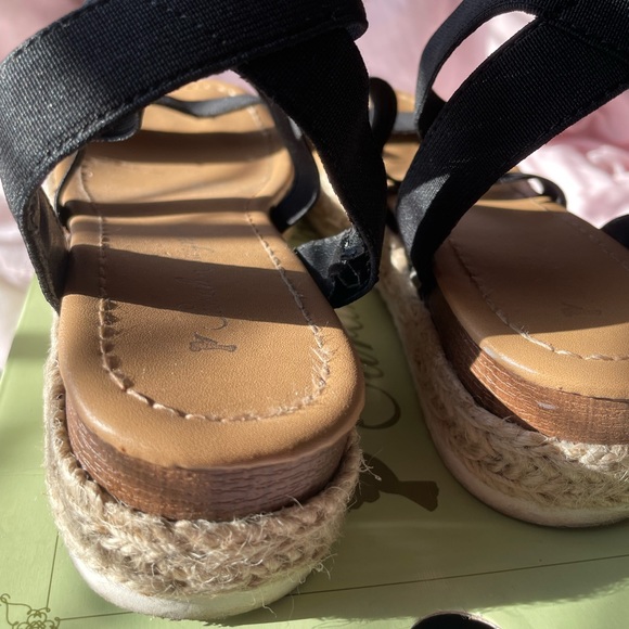 Sarah Jayne ankle wrap sandal - Picture 2 of 3